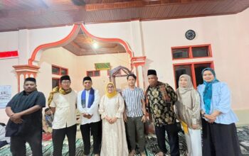 Safari Ramadan di Padang Alai, Sitti Izati Aziz Salurkan Rp70 Juta untuk Masjid dan Musala