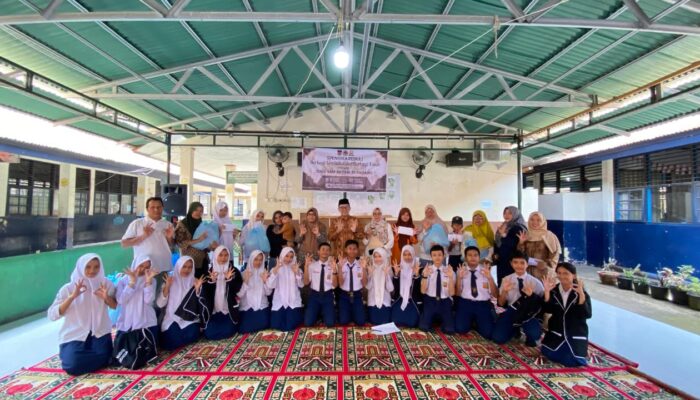 Ramadan Penuh Makna, OSIS SMPN 33 Padang Gelar Spentita Penduli
