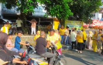 Golkar Pasaman Berbagi Takjil dan Santuni Anak Yatim di Bulan Ramadan