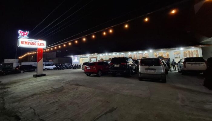 Rumah Makan Simpang Raya Buka Cabang di Simpang Taluak