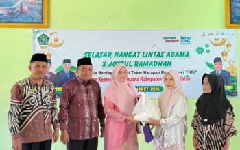 Festival Ramadhan Disambut Antusias, Kankemenag Solsel Salurkan 100 Paket Sembako