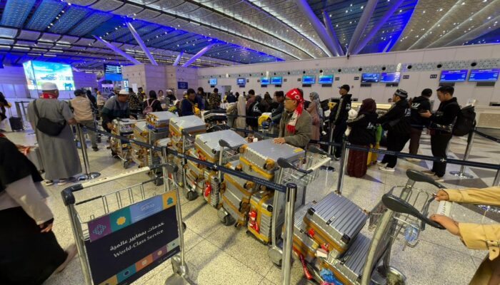 14 Ribu Jemaah Umrah Asal Indonesia Berpotensi Tertahan di Arab Saudi