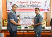 15 KK Korban Banjir dan Longsor di Pariaman Terima Bantuan Stimulan