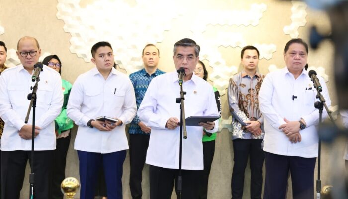 Menaker Tegaskan THR Tak Bisa Dicicil, Wajib Dibayar Penuh