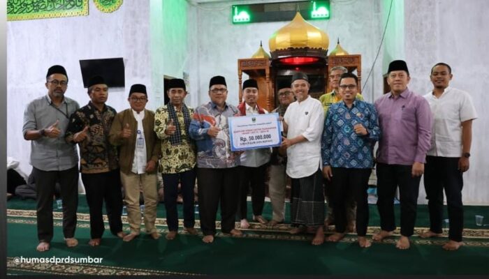 Safari Ramadan di Agam, Ketua DPRD Sumbar Tegaskan Komitmen Pemerataan Pendidikan